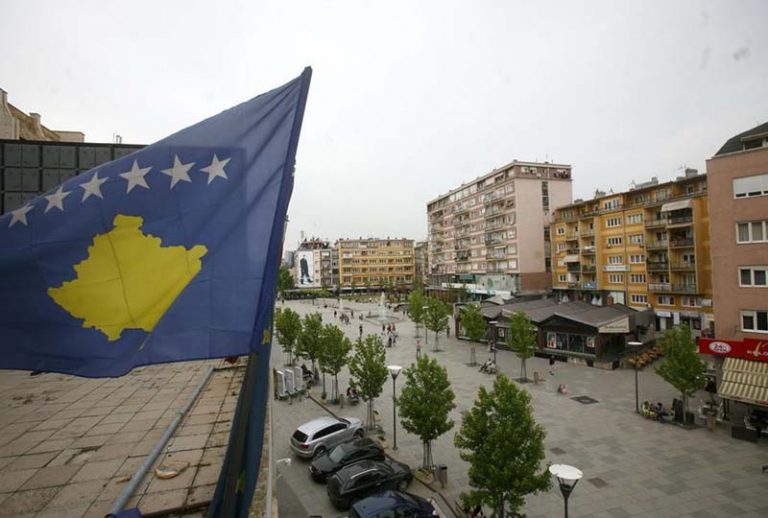 НАХВАТАЛИ СЕ ПАРА ОД ТАКСИ СРБИЈИ, САМО ТАКО: Броје ли, броје! Они су највише профитирали од одлуке Приштине