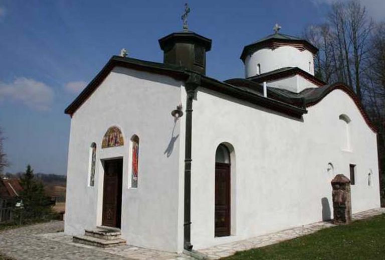 Историја избјеглиштва (16): Гранатама на монахиње