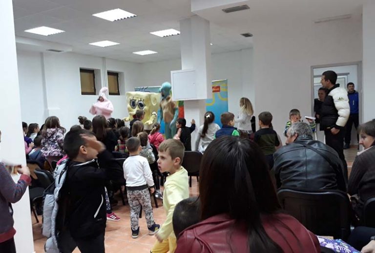 Одржана нова дјечија представа „Сунђер Боб“