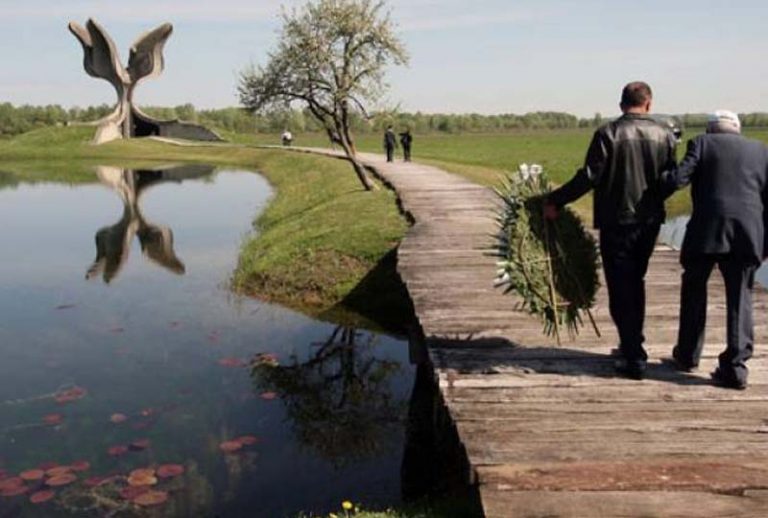 У Јасеновцу гледала ријеке дјечије крви