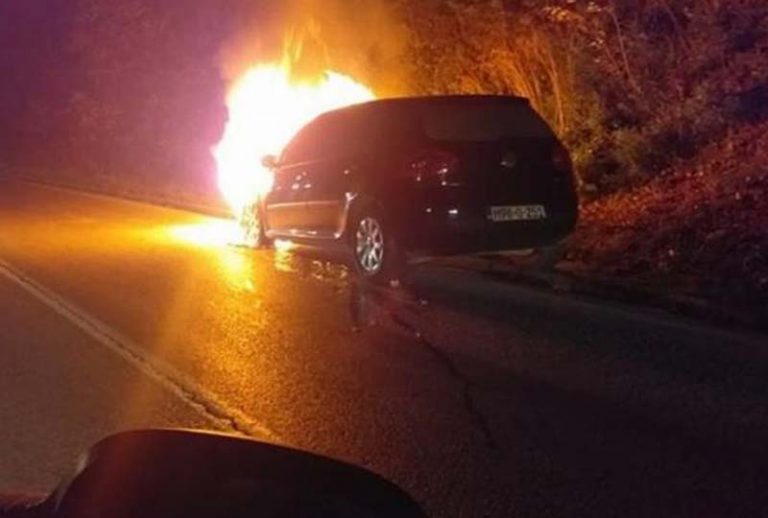 Запалио се аутомобил на путу Сарајево – Соколац (ВИДЕО)