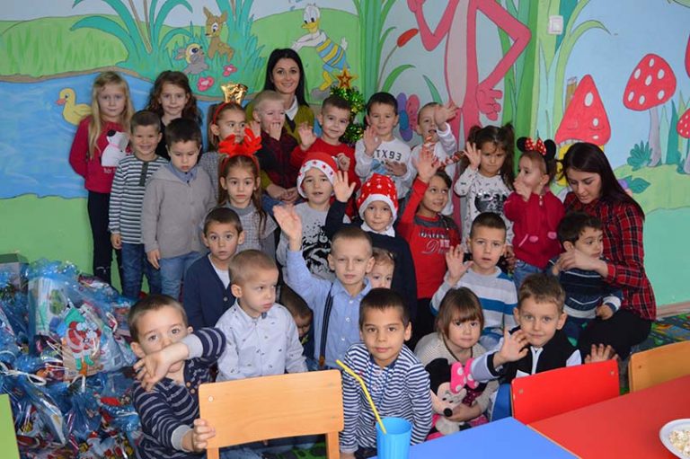„Дјечији кутак“ Соколац: Уручени пакетићи најмлађим корисницима