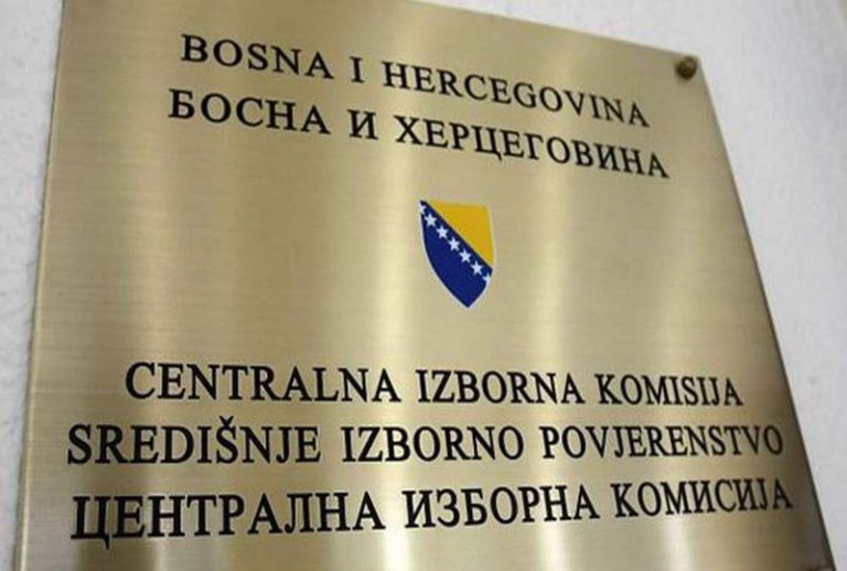 Хаос пред локалне изборе у БиХ: Политичке странке крше правила, грађани занемарени