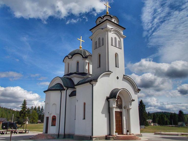 Митрополит Хризостом на Велики четвртак служи литургију на Равној Романији