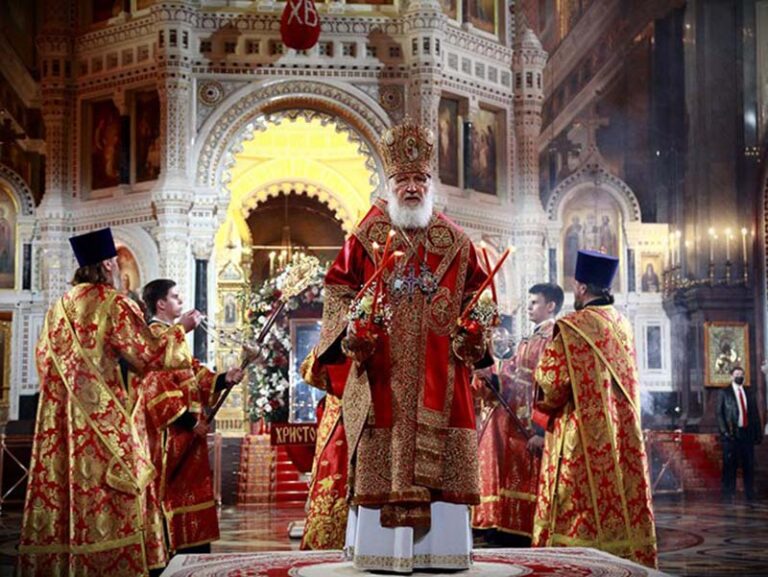 Патријарх Кирил: Бдење у свим руским црквама за спас нашег братског српског народа