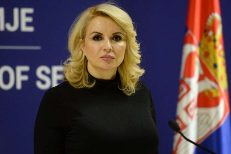 НЕОПХОДНО СНАЖНО САВЕЗНИШТВО: Кисић о сузбијању насиља над женама и девојчицама