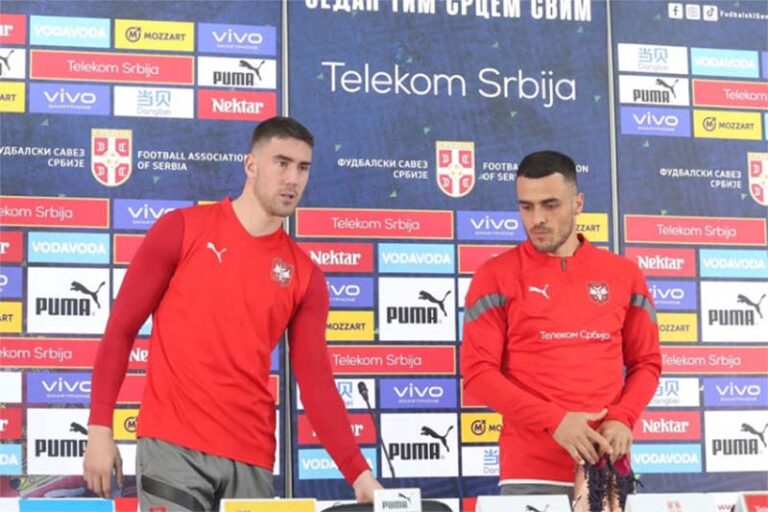 Влаховић и Костић пред Швајцарску: Живимо за побједу