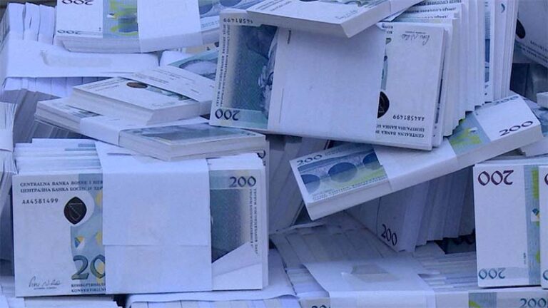 Шта је разлог за већу задуженост становништва БиХ?