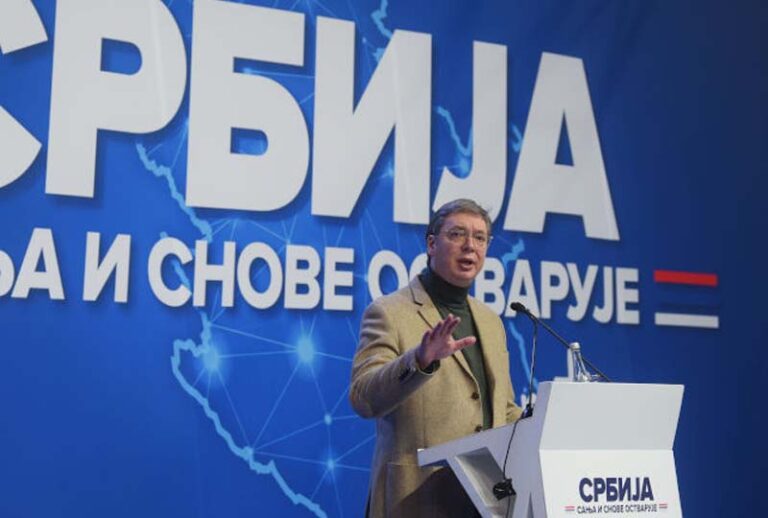 Вучић: Највише новца до сада убачено споља да се сруши Србија, изађите на изборе (ВИДЕО)