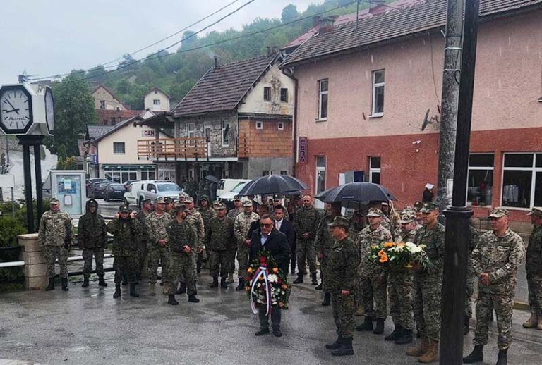 Бјелица у Калиновику са православним припадницима Деминерског батаљона (ФОТО)