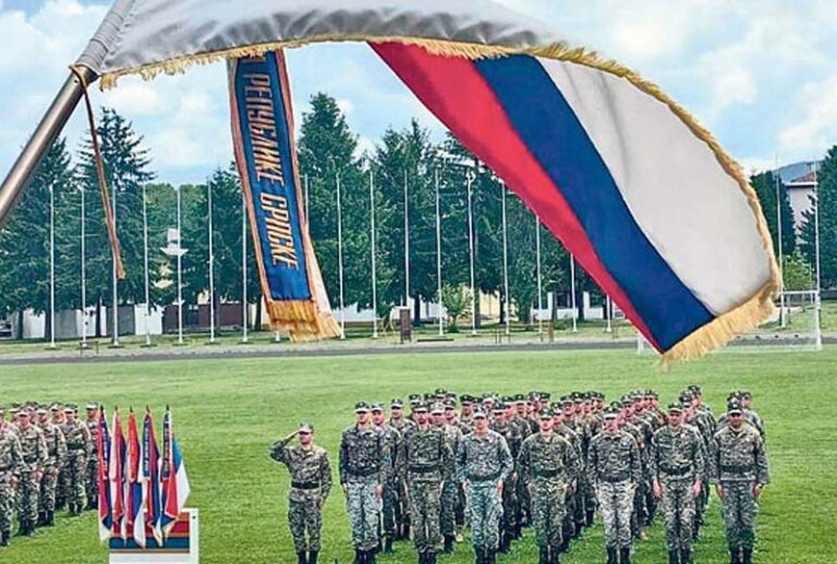 Срп­ска обиљежила го­ди­шњи­це осни­ва­ња Вој­ске РС